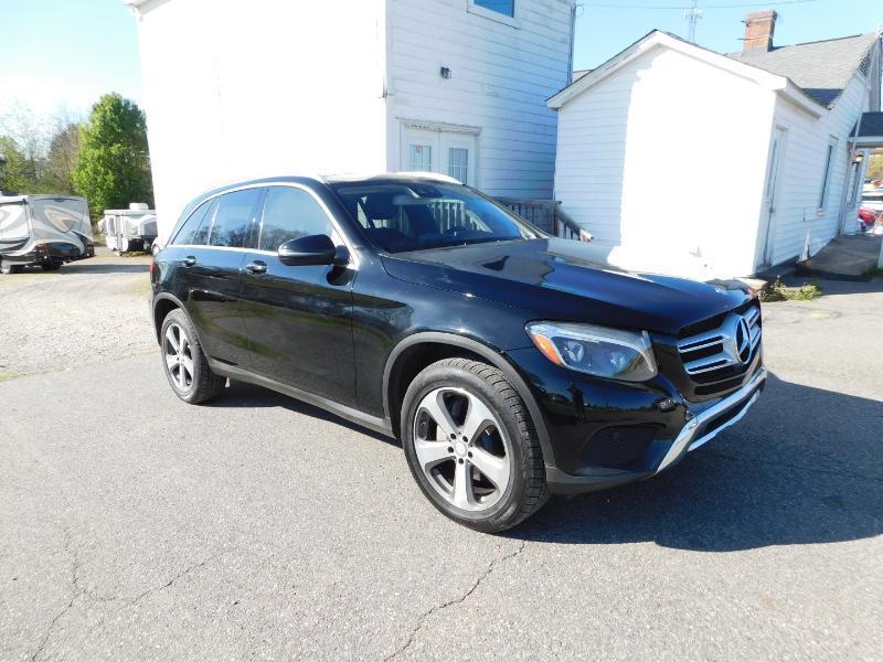 2016 Mercedes-Benz GLC-Class GLC300