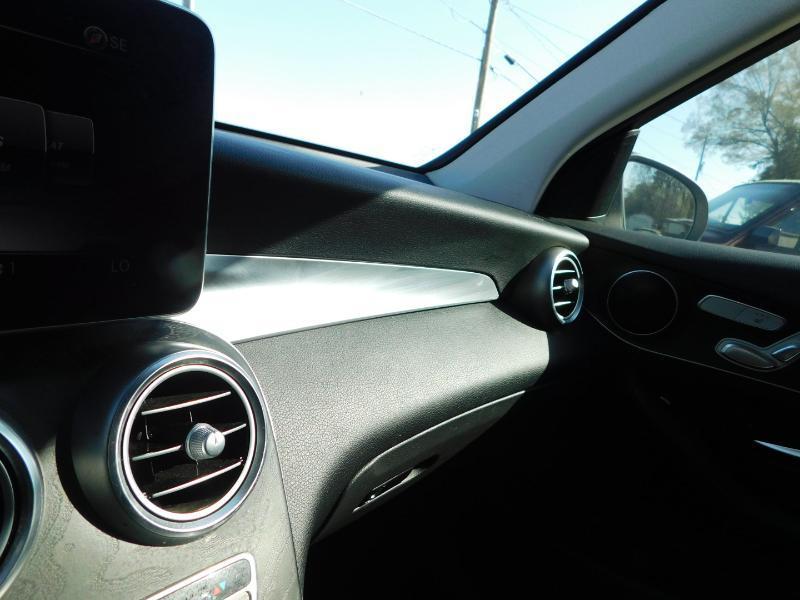 Mercedes-Benz GLC-Class GLC300 2016