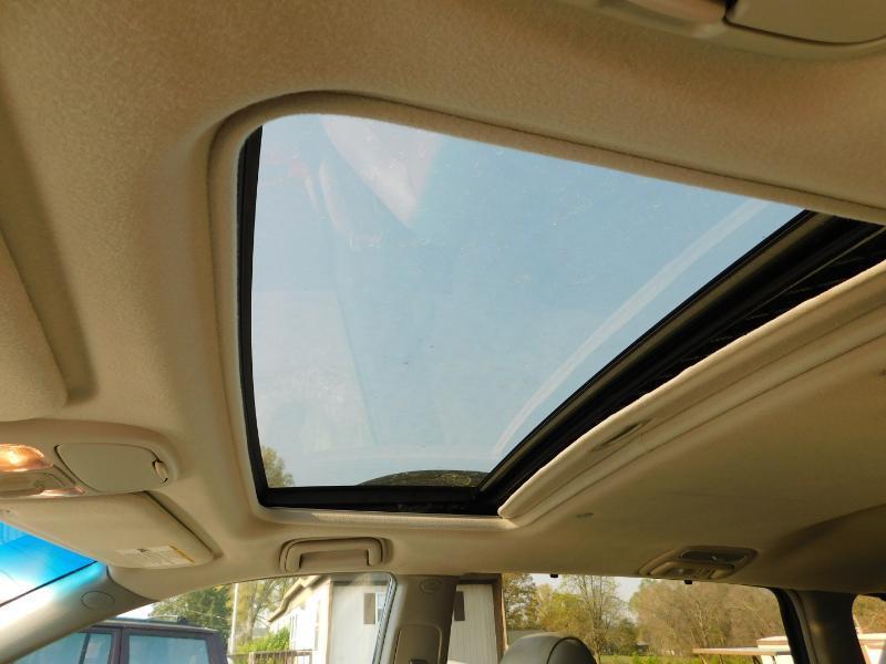 Toyota Sienna XLE FWD 2009