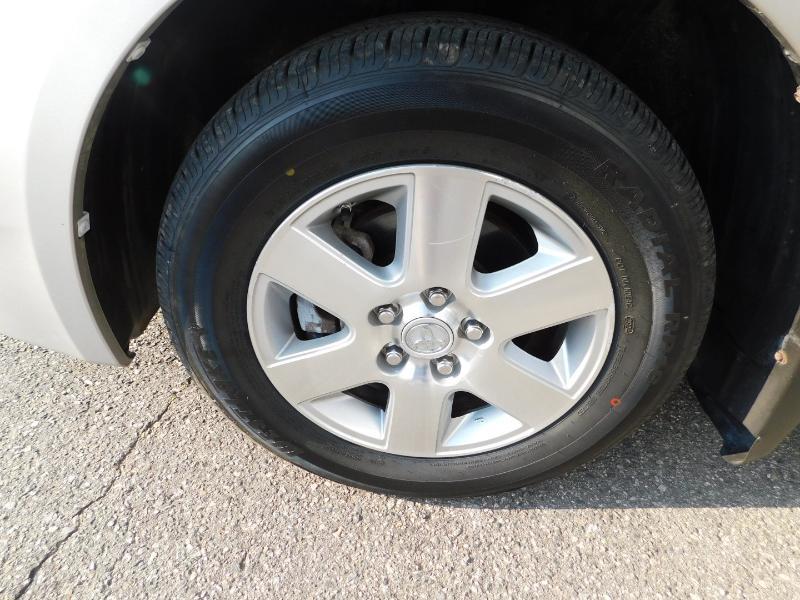 Toyota Sienna XLE FWD 2009