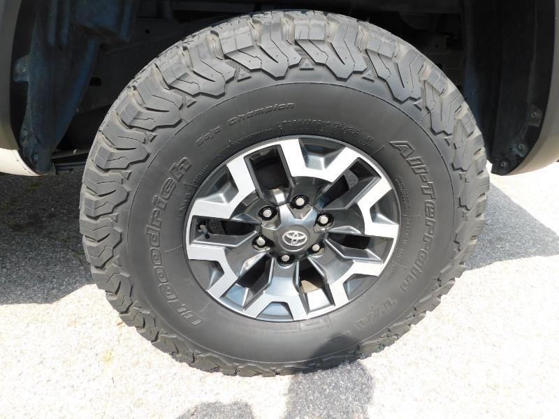 Toyota Tacoma SR5 Double Cab Long Bed V6 6AT 4WD 2021