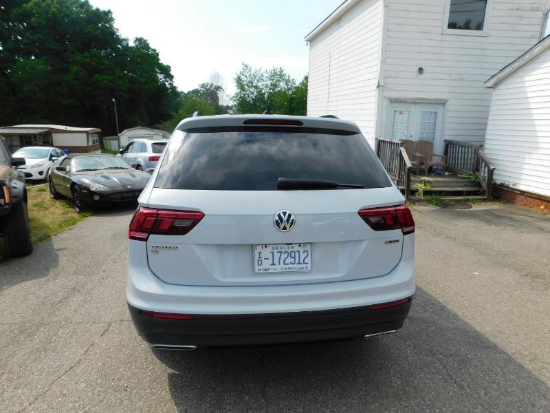 Volkswagen Tiguan SE 4Motion AWD 2019