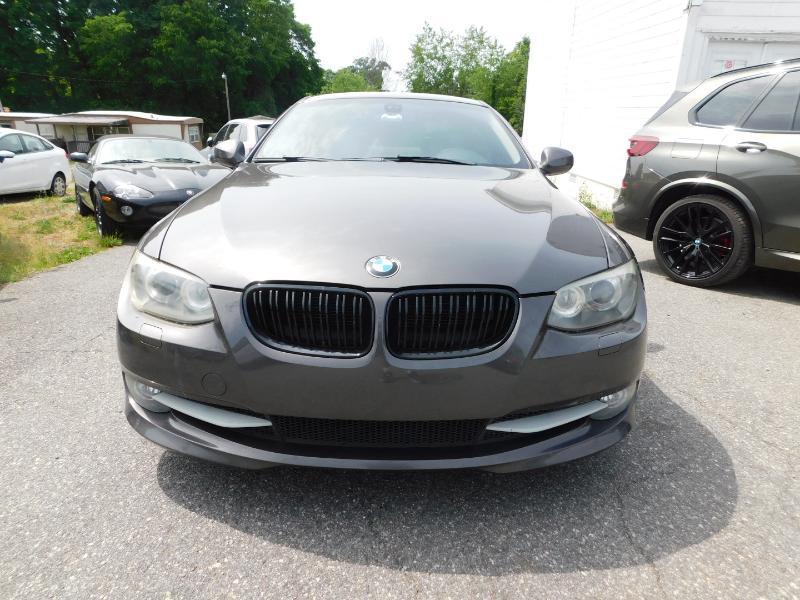 BMW 3-Series 328i Coupe 2011