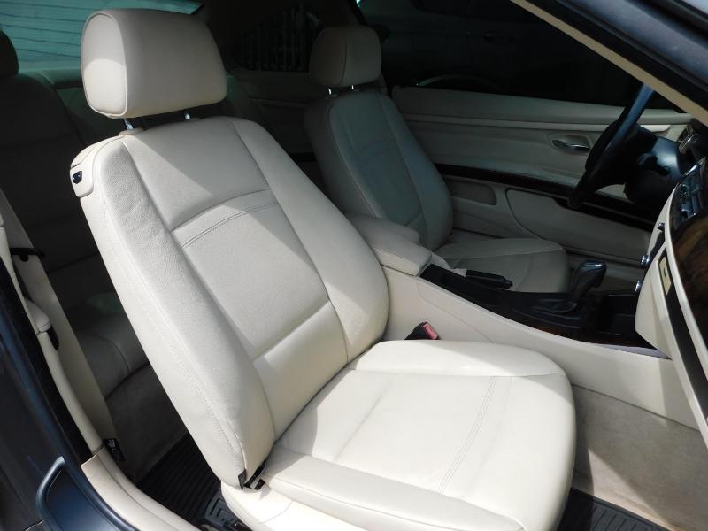 BMW 3-Series 328i Coupe 2011