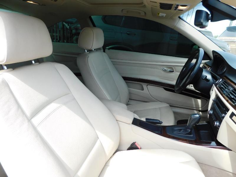BMW 3-Series 328i Coupe 2011