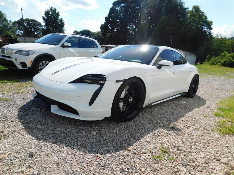Porsche Taycan Turbo 2020