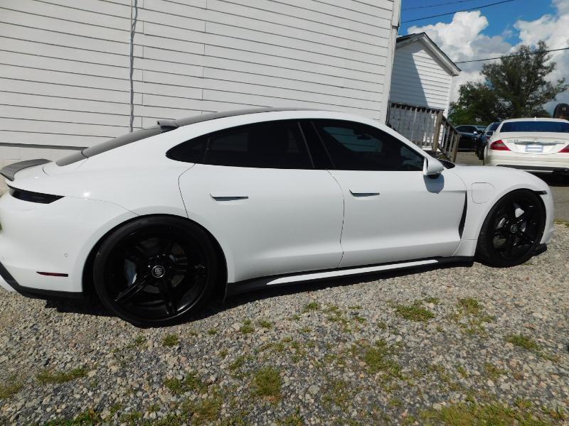 Porsche Taycan Turbo 2020