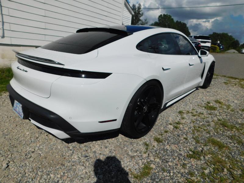 Porsche Taycan Turbo 2020