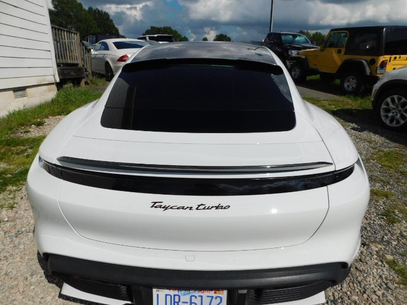 Porsche Taycan Turbo 2020