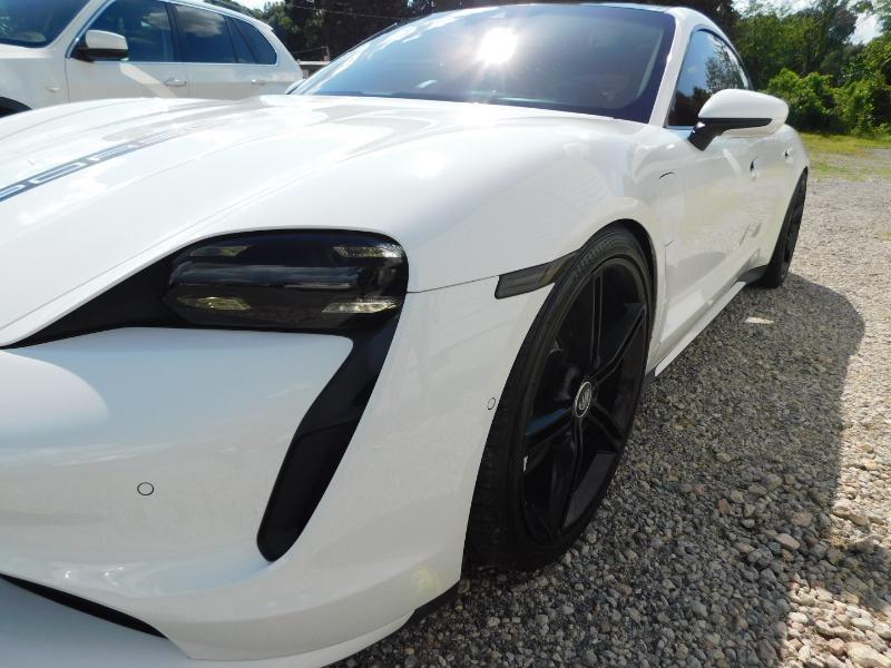 Porsche Taycan Turbo 2020