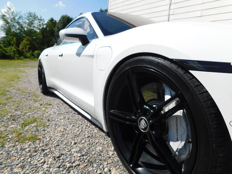 Porsche Taycan Turbo 2020
