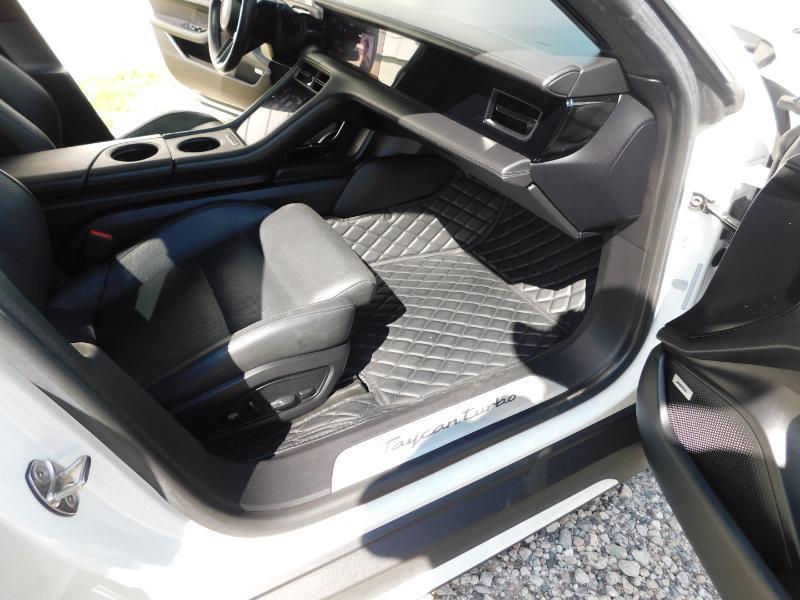 Porsche Taycan Turbo 2020
