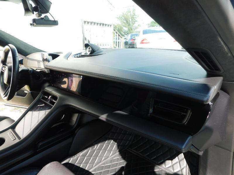 Porsche Taycan Turbo 2020
