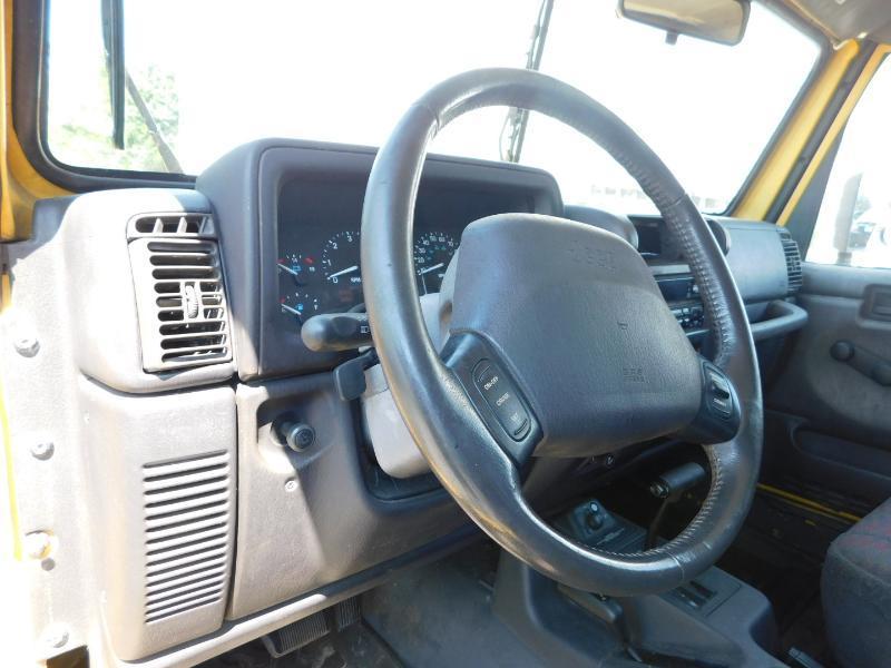 Jeep Wrangler Sport 2000