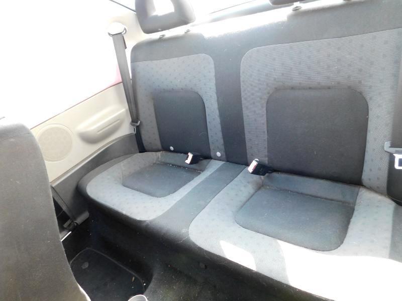 Volkswagen New Beetle GL 2002
