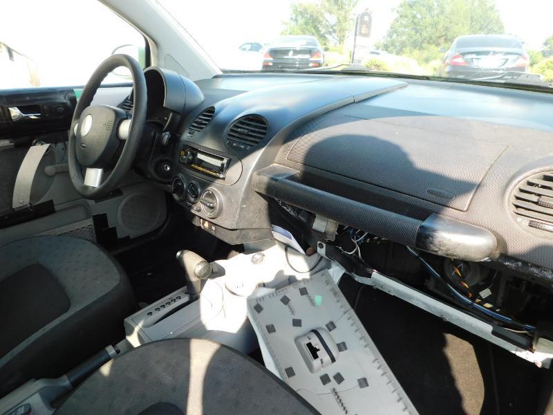 Volkswagen New Beetle GL 2002