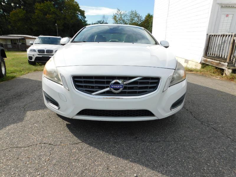 Volvo S60 T5 2012