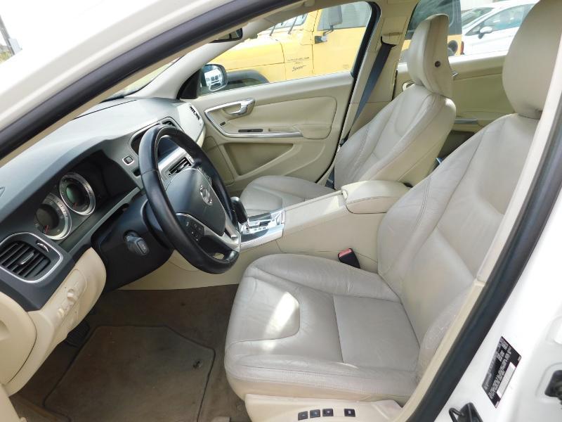 Volvo S60 T5 2012