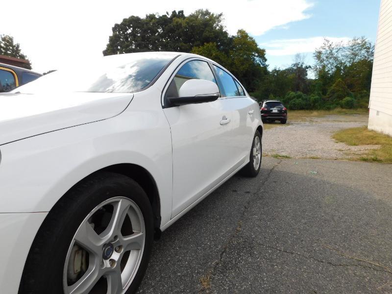 Volvo S60 T5 2012
