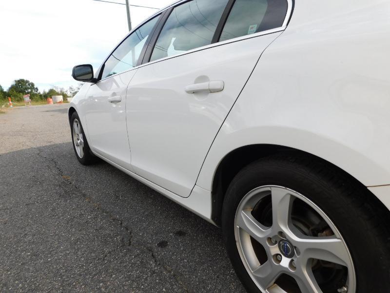 Volvo S60 T5 2012