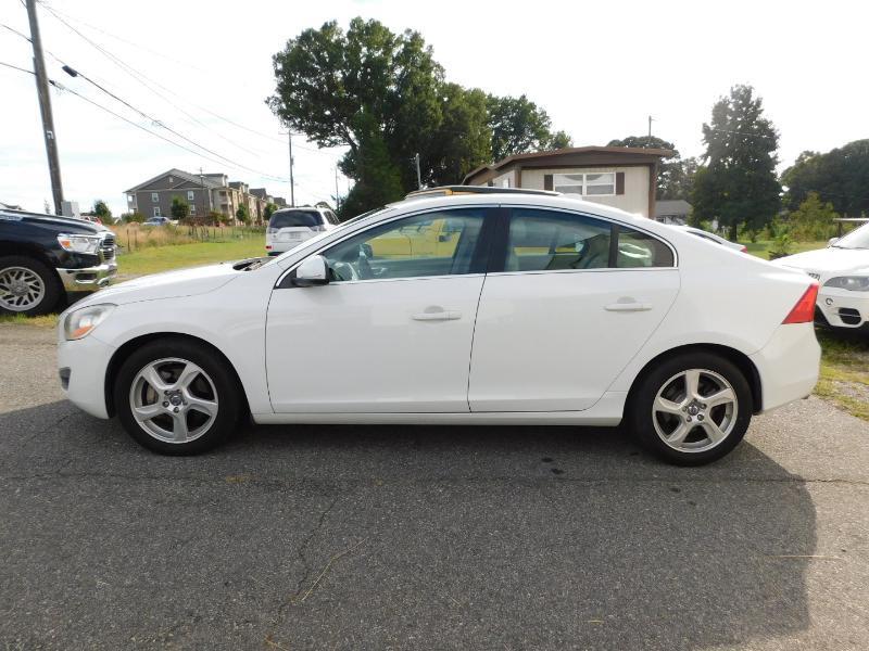 Volvo S60 T5 2012