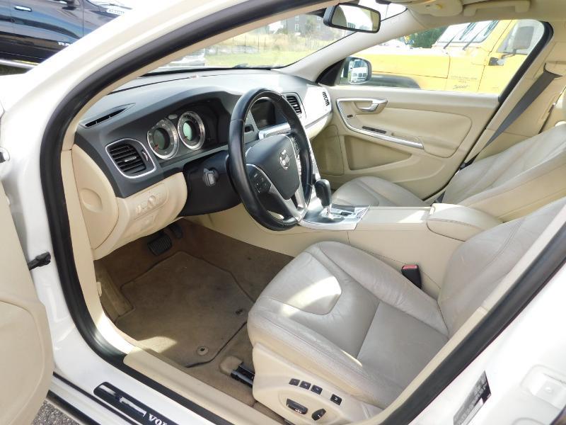 Volvo S60 T5 2012