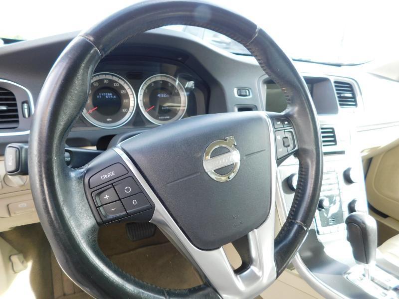 Volvo S60 T5 2012