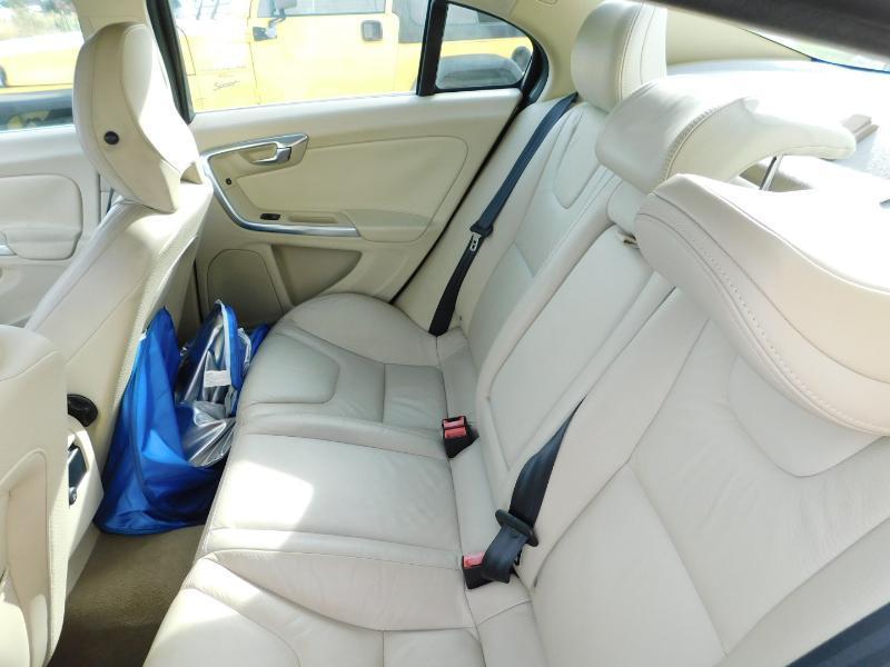 Volvo S60 T5 2012