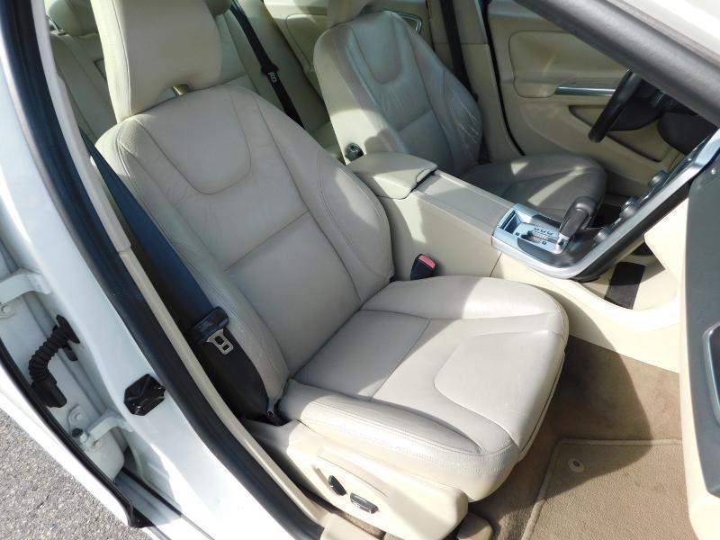 Volvo S60 T5 2012