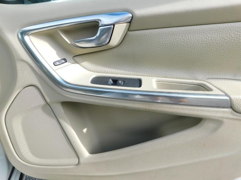 Volvo S60 T5 2012
