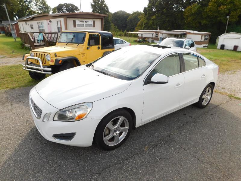 Volvo S60 T5 2012