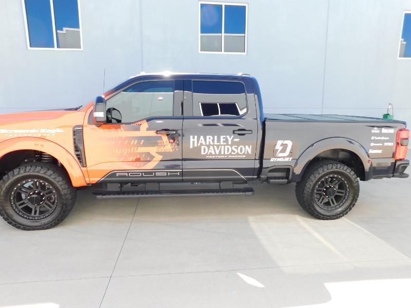 Ford F-250 SD Lariat Crew Cab 4WD 2025
