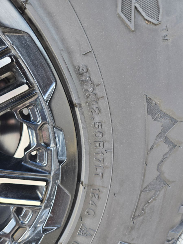 Jeep Wrangler Unlimited 4WD 4dr Rubicon Hard Rock 2015