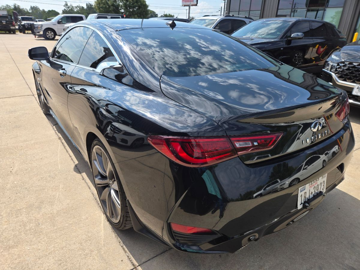 Infiniti Q60 Red Sport 400 RWD 2018