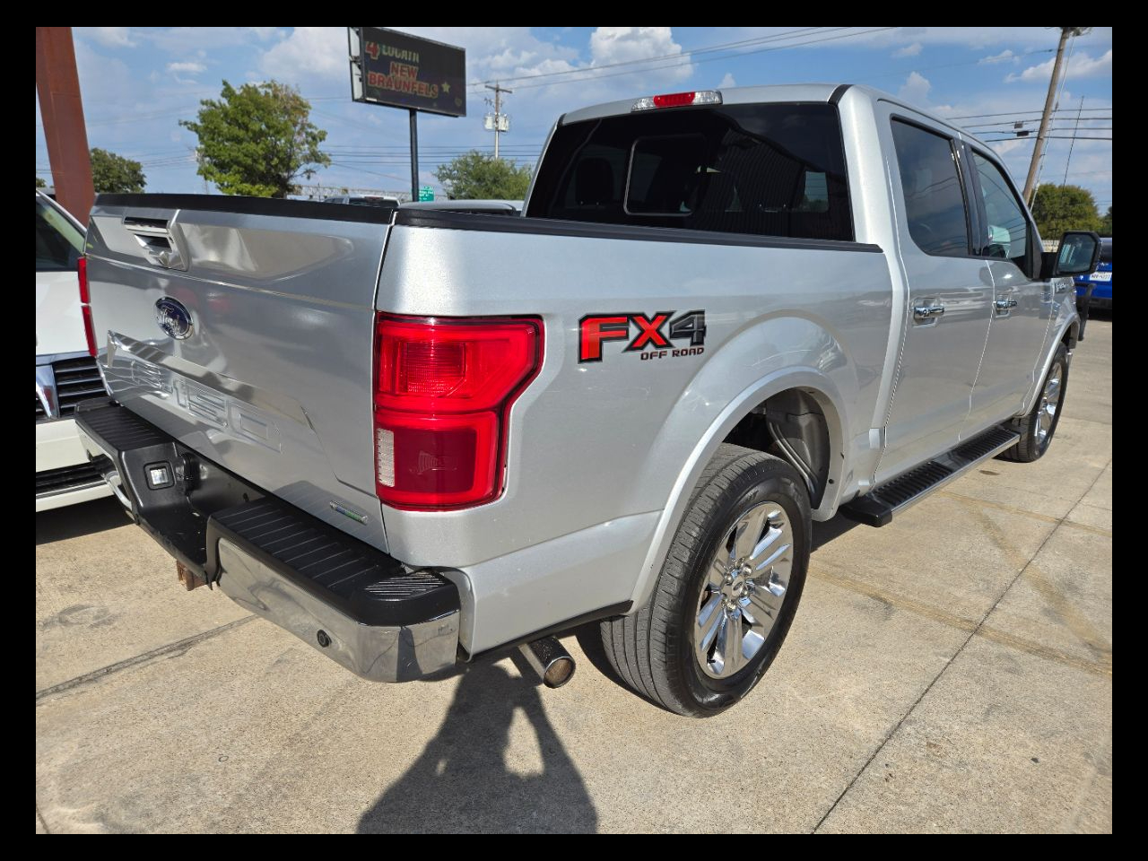 2019 Ford F-150 LARIAT 4WD SuperCrew 5.5' Box