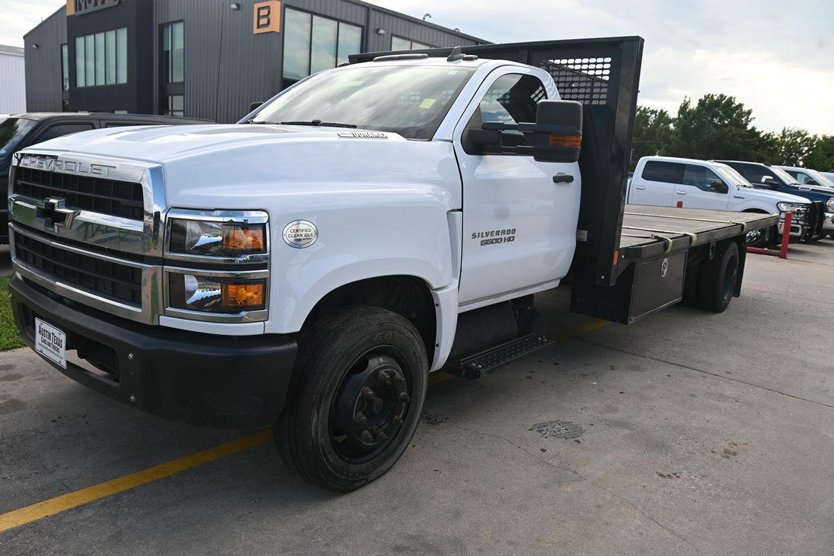 Chevrolet Silverado MD 2WD Reg Cab Work Truck 2022