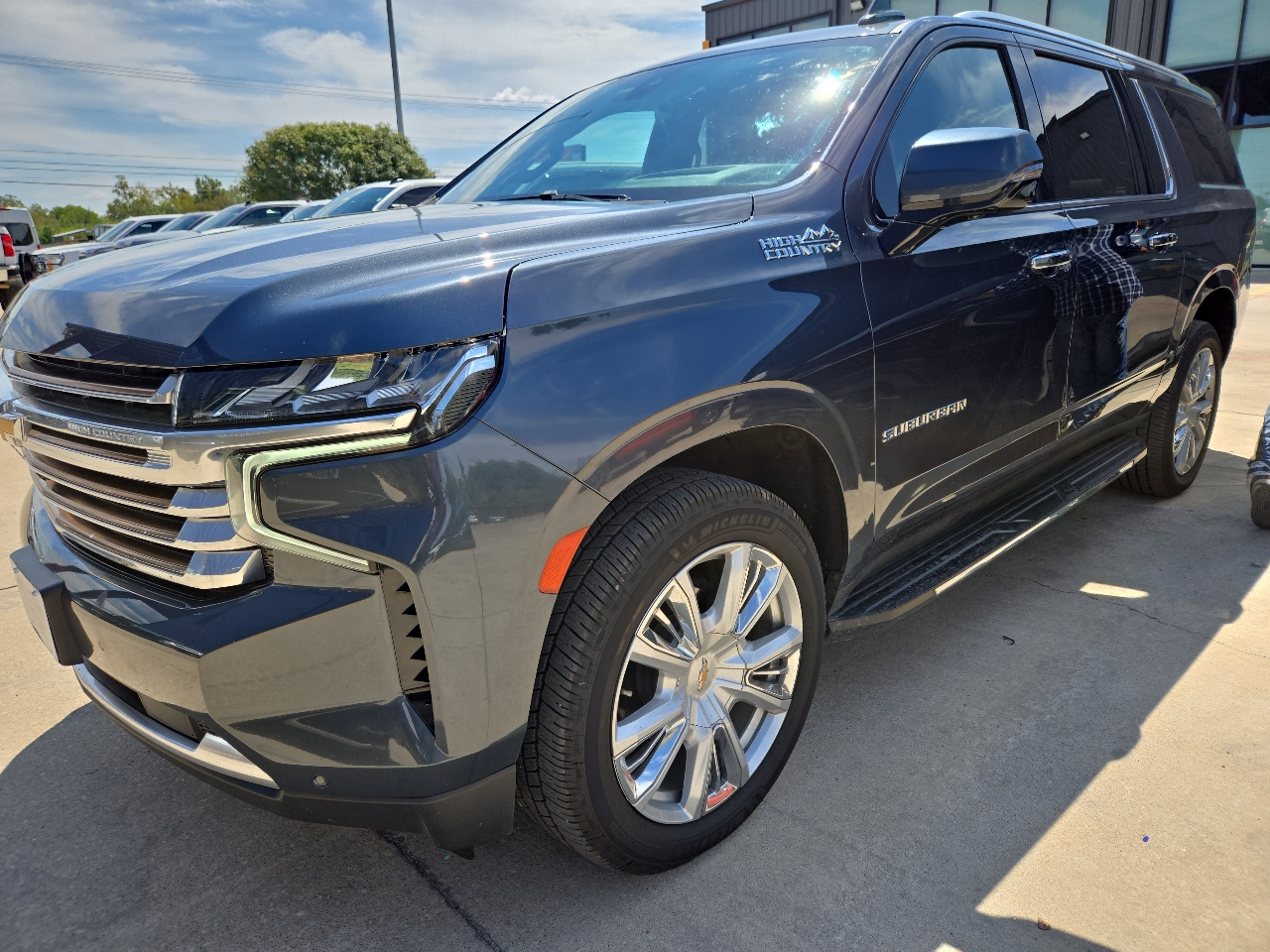 2021 Chevrolet Suburban 2WD 4dr High Country