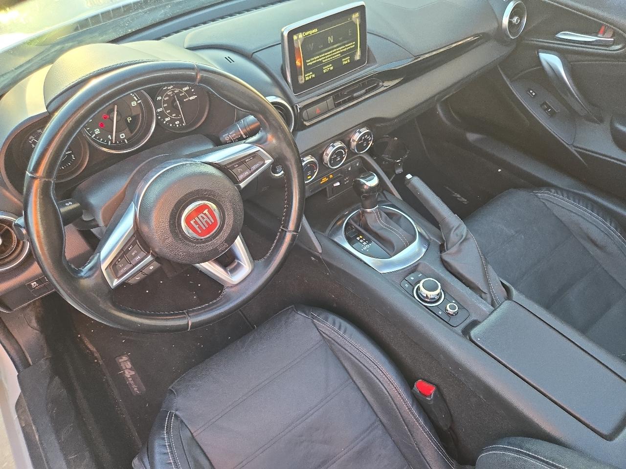 Fiat 124 Spider Lusso Convertible 2019