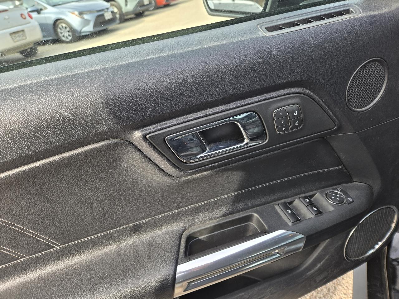 Ford Mustang 2dr Conv GT Premium 2015