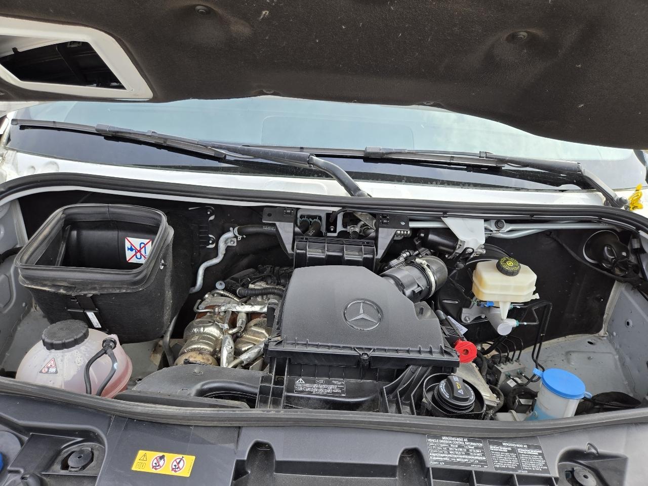 Mercedes-Benz Sprinter Van 2500 High Roof I4 Diesel 170" RWD 2024