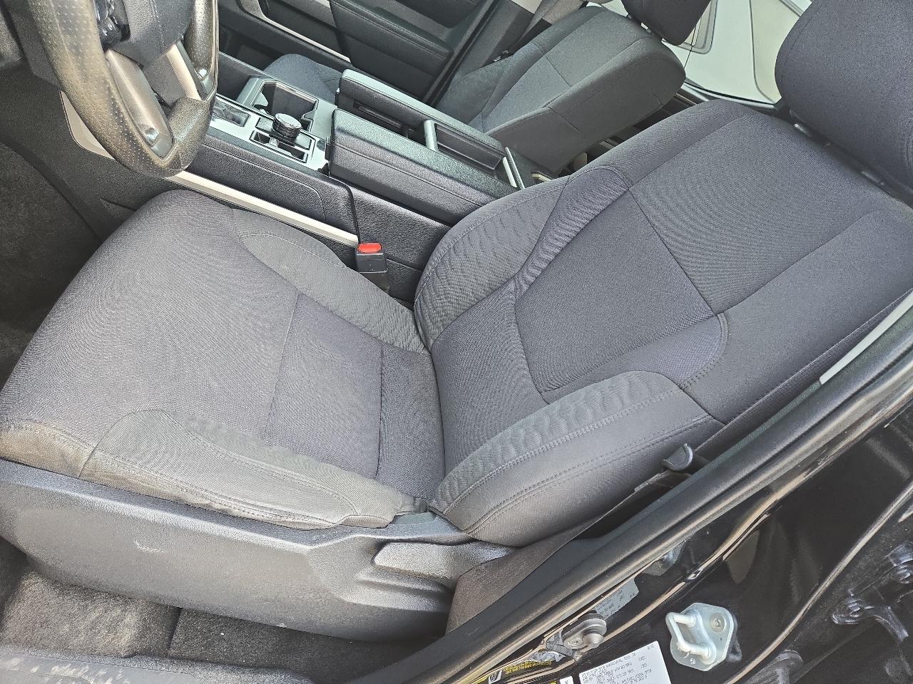 Toyota Tundra 4WD SR5 CrewMax 5.5' Bed (Natl) 2022