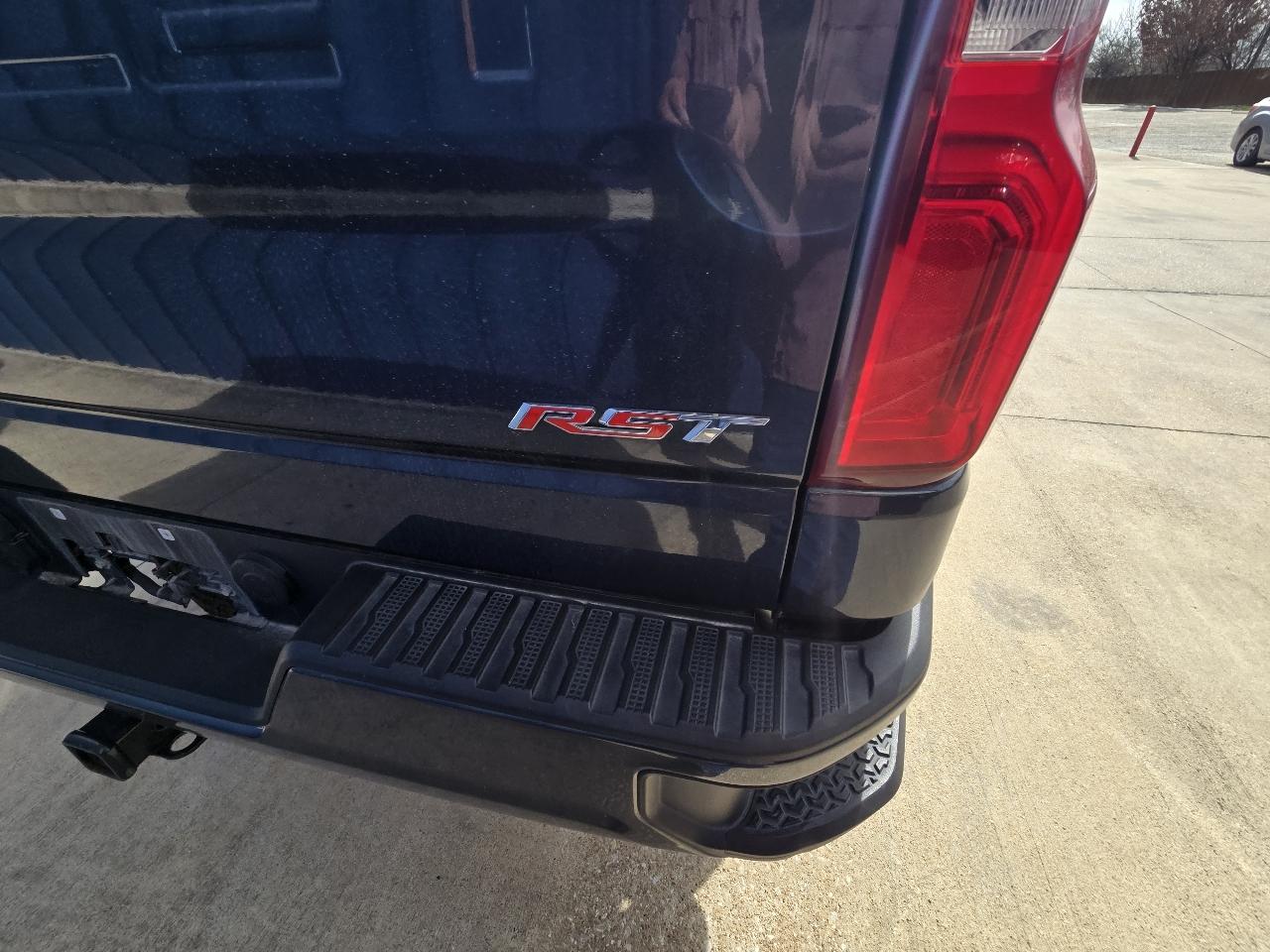 Chevrolet Silverado 1500 LTD 4WD Crew Cab 147" RST 2022