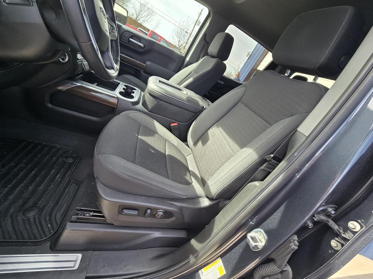 Chevrolet Silverado 1500 LTD 4WD Crew Cab 147" RST 2022