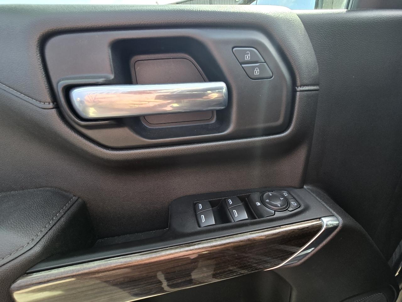 Chevrolet Silverado 1500 LTD 4WD Crew Cab 147" RST 2022