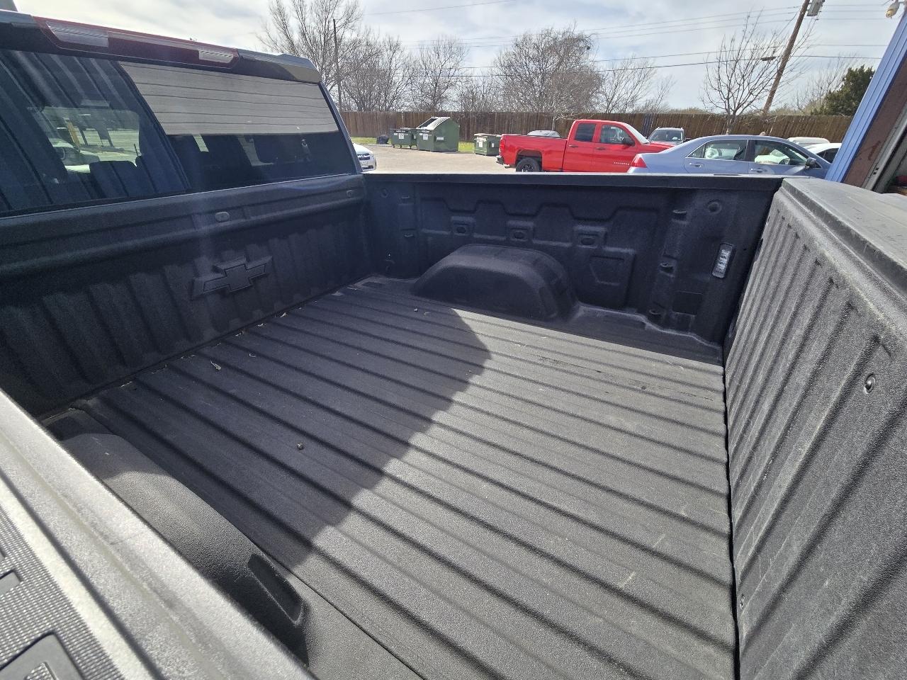 Chevrolet Silverado 1500 LTD 4WD Crew Cab 147" RST 2022