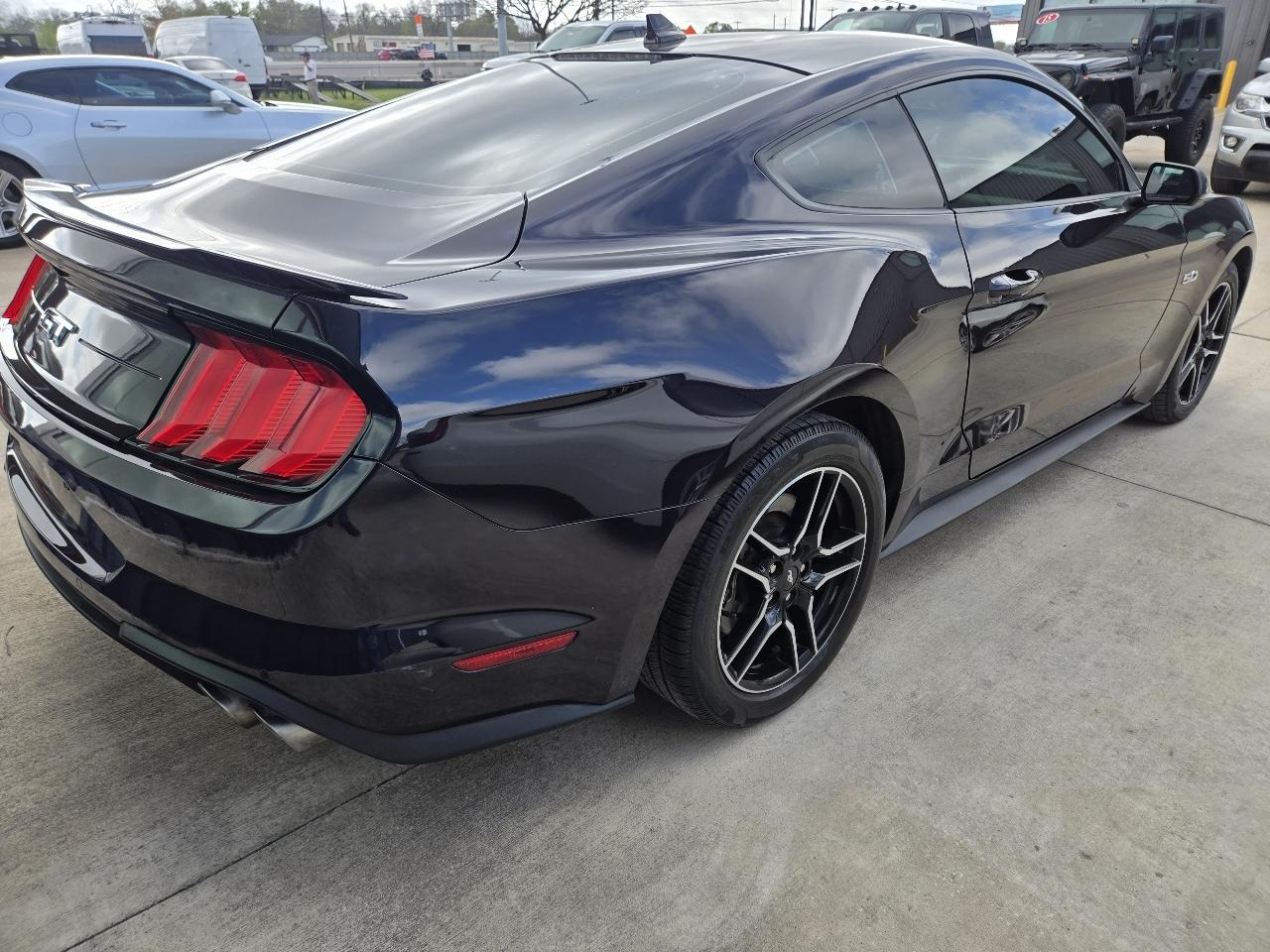 Ford Mustang GT Fastback 2023