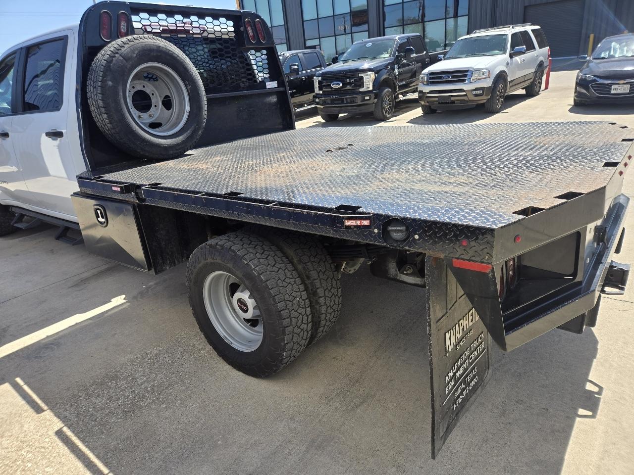 GMC Sierra 3500HD CC 2WD Crew Cab 177" WB, 60" CA Pro 2023