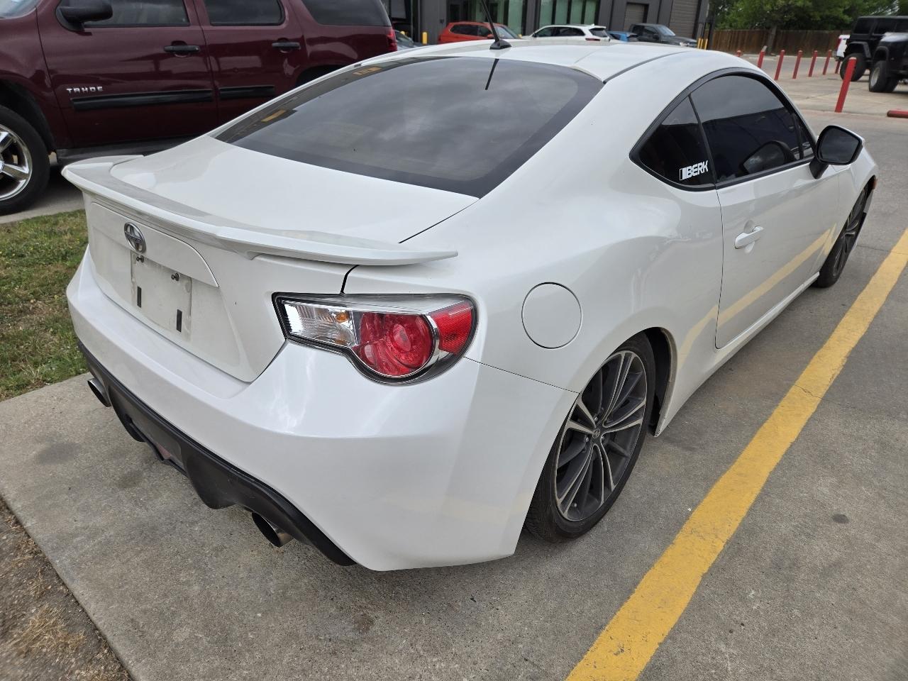 Scion FR-S 2dr Cpe Auto (Natl) 2014