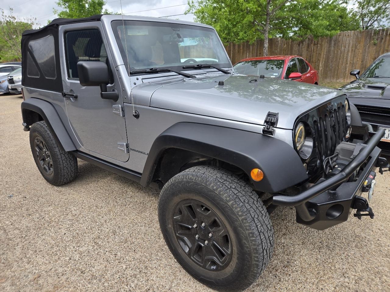 Jeep Wrangler 4WD 2dr Willys Wheeler 2016