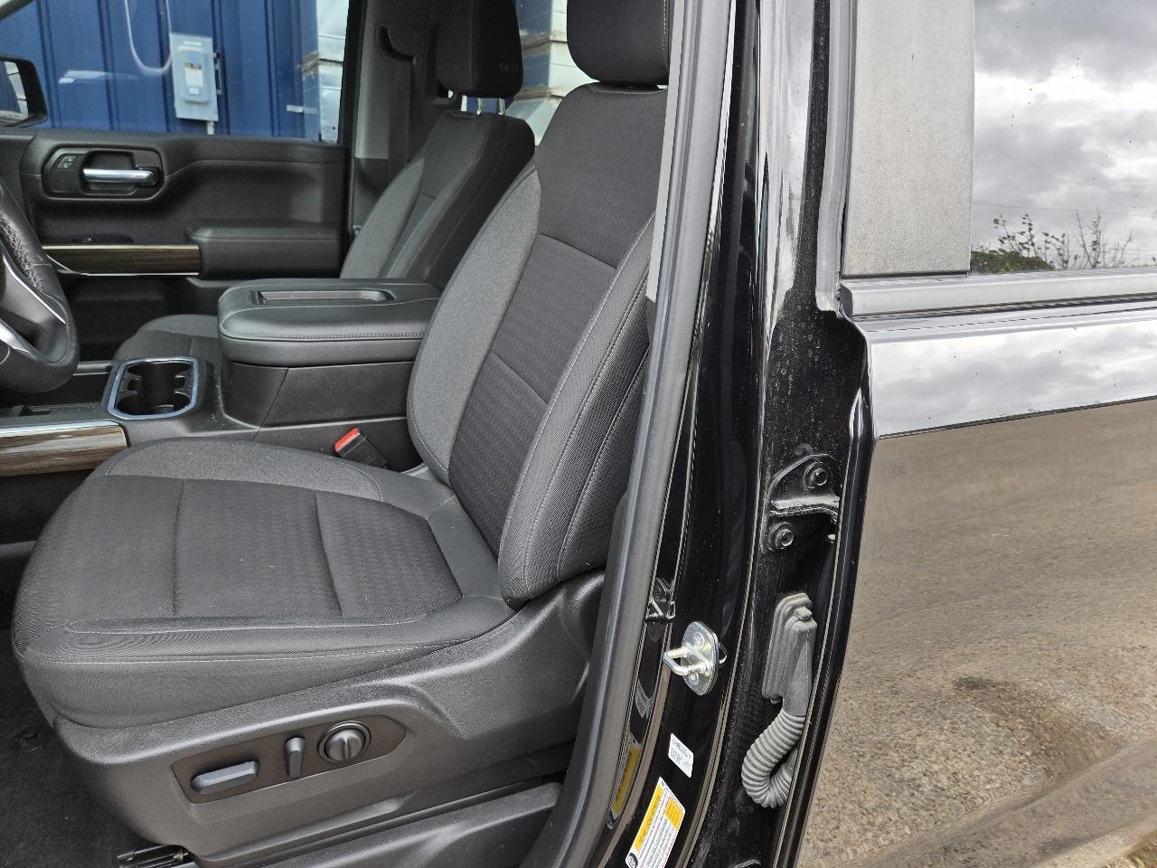 Chevrolet Silverado 1500 LTD 4WD Crew Cab 157" LT Trail Boss 2022